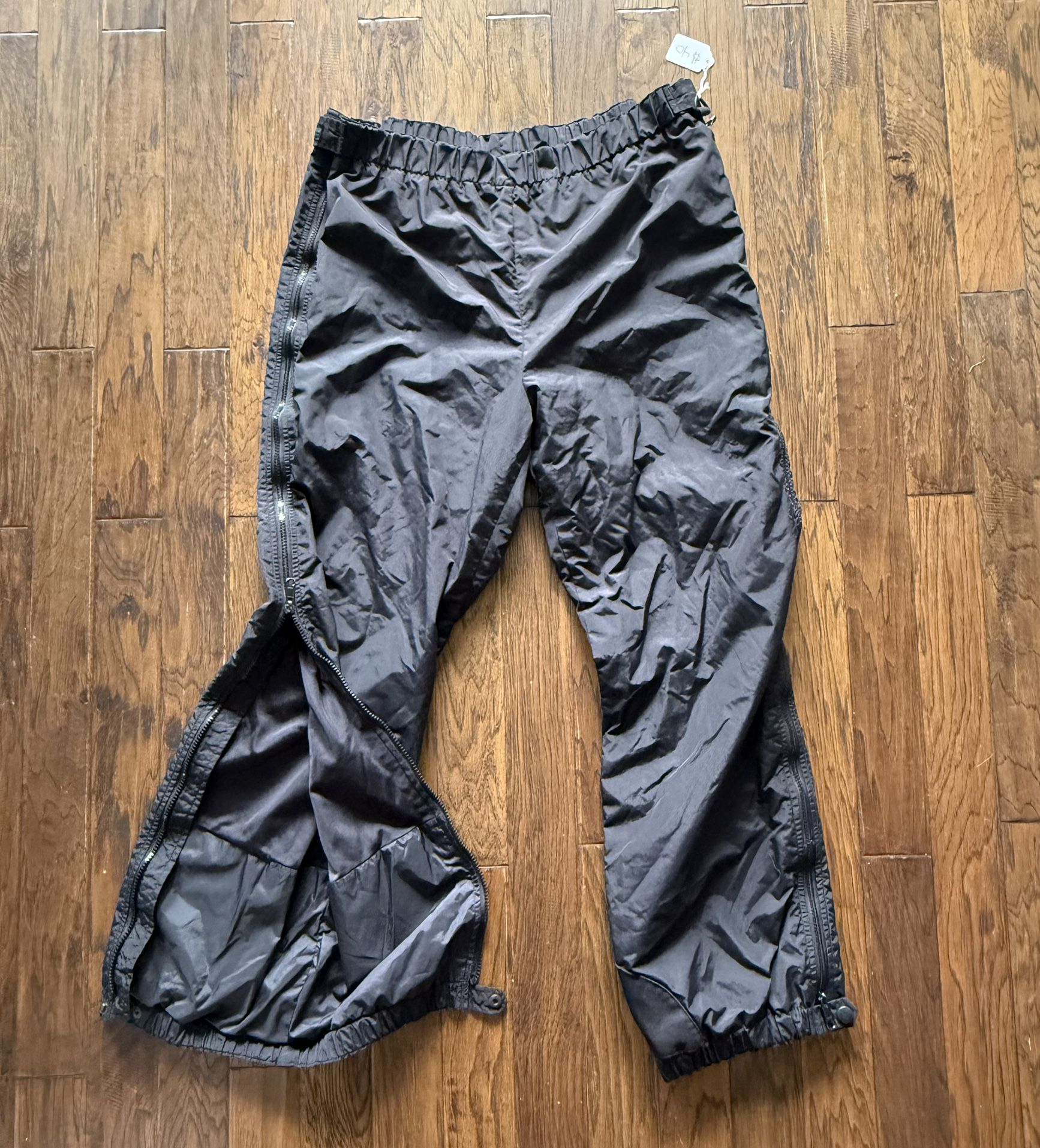 Women’s Black Columbia Waterproof Shell Pants With Full Size Zippers Size XL