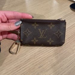 LV KEYCHAIN PURSE
