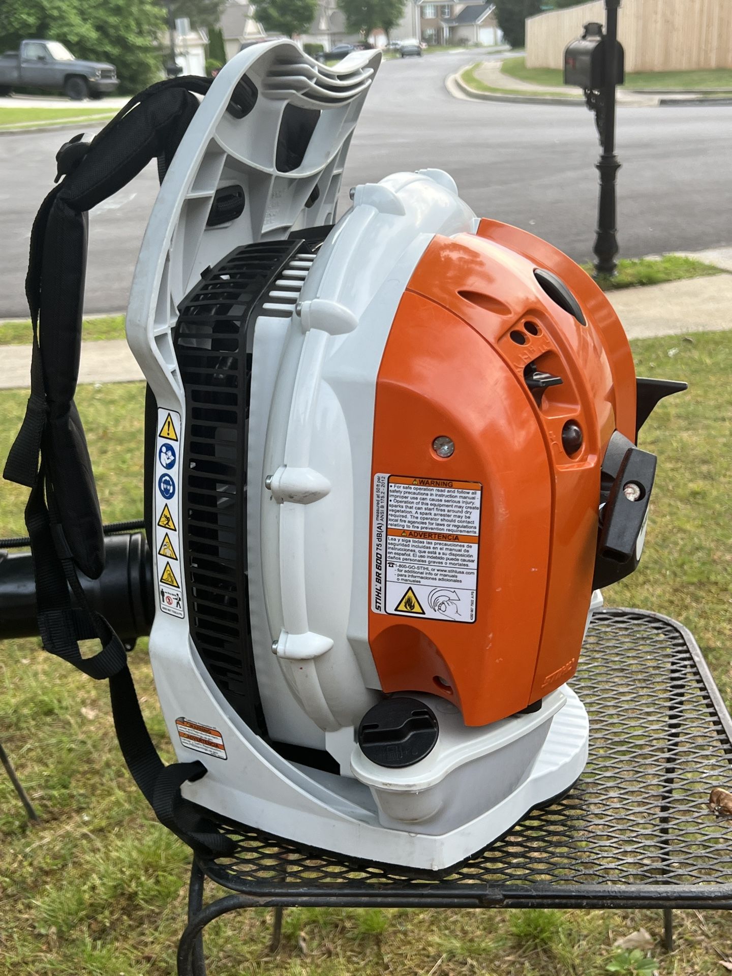 Stihl BR 600 Backpack Blower for Sale in Snellville, GA OfferUp