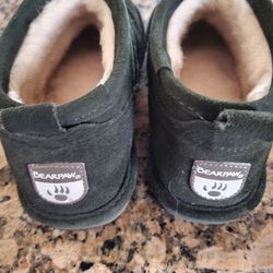 Used Bearpaw Super Shorty Boots