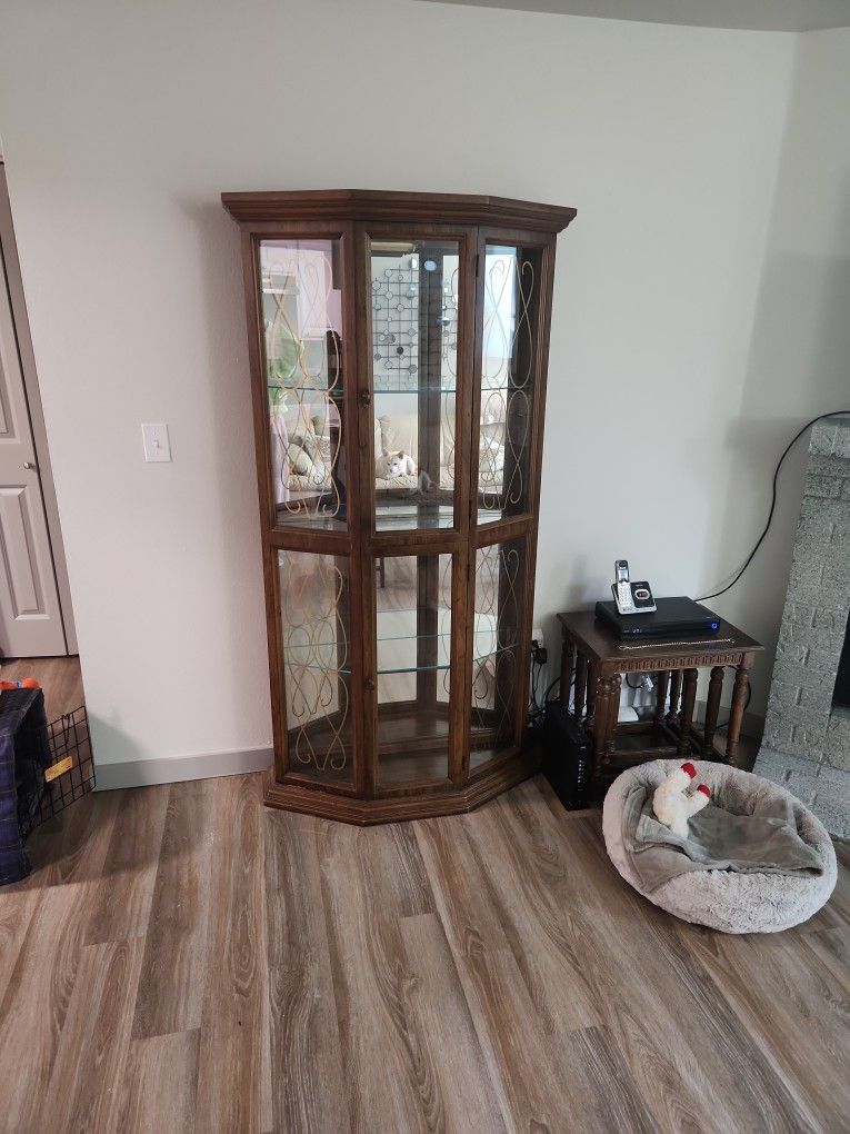 Vintage 1970's Curio Cabinet