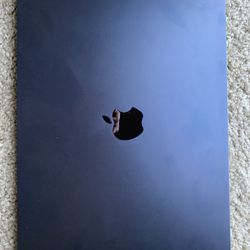 Macbook Air M2 15.3” / 16GB RAM / 512GB SSD Midnight Blue - Like New