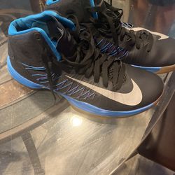 Nike Hyperlink Size 9.5