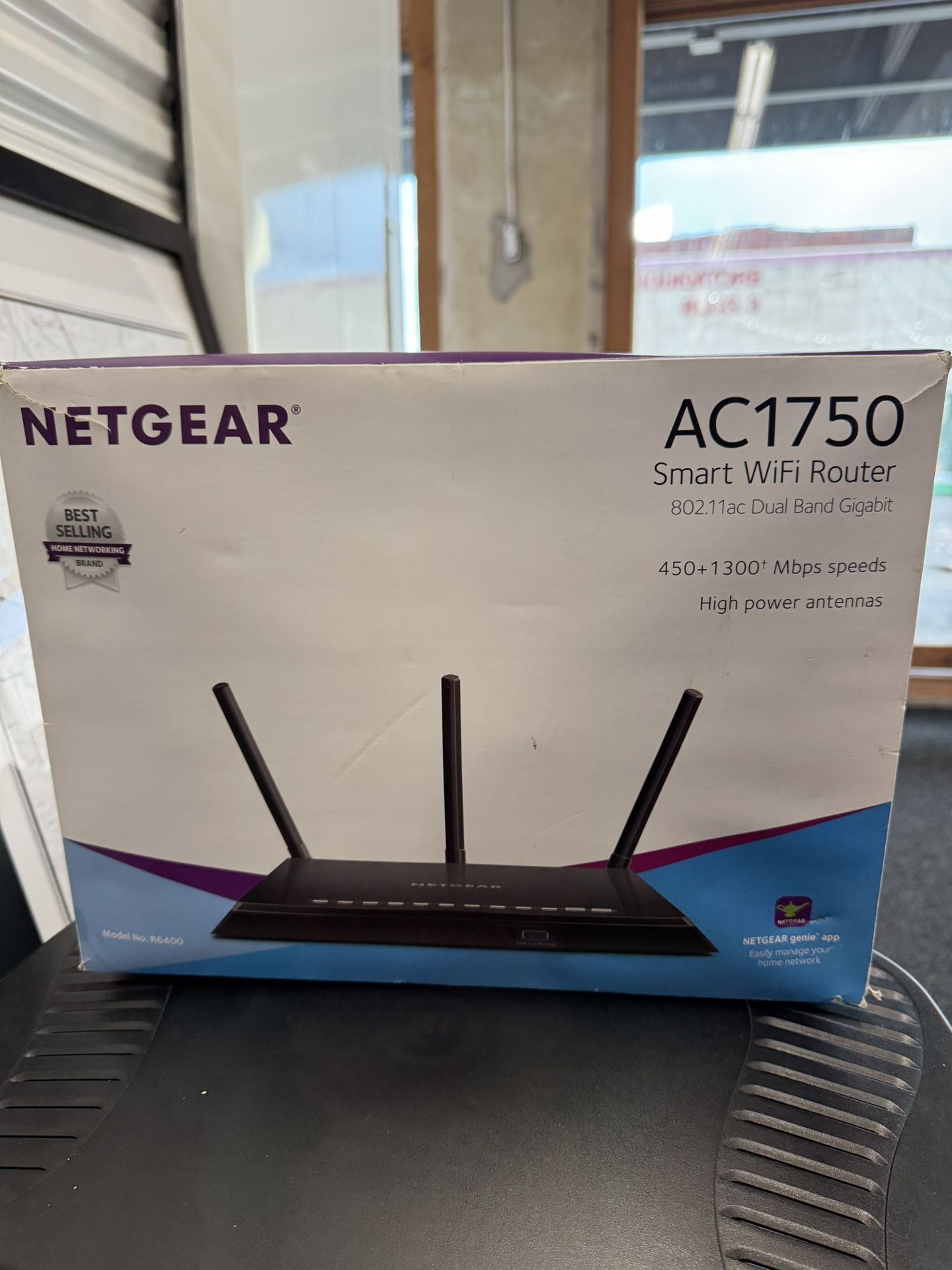 Netgear Smart WiFi Router AC1750