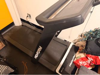 Proform city L6 treadmill