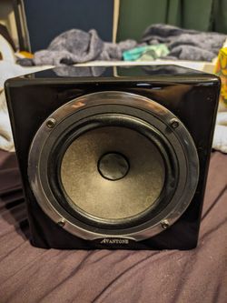 Avantone Mixcube Powered Speaker