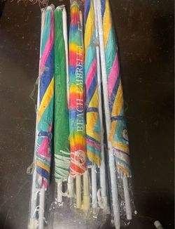 Moving Sell-  5 Beach Umbrella  Must Go $12 each or 5 for 50