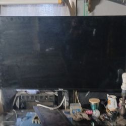 Hisense Like New 55 Inch Smart TV 