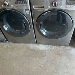 LG Front Load Washer And Dryer Set 