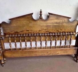 VINTAGE Ethan Allen- Classic Manor Queen Size