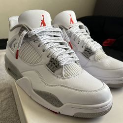 Jordan Retro 4 Oreos Size 10.5