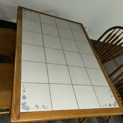 Table Set And 4 Chairs 