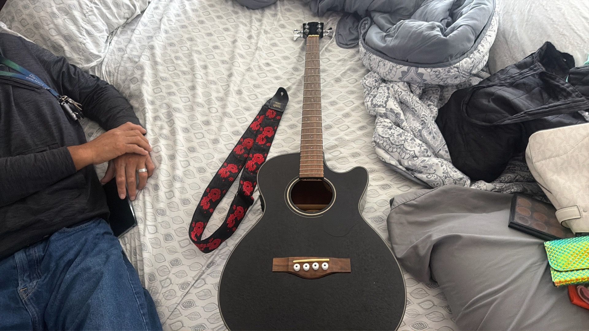 Acústic base fender