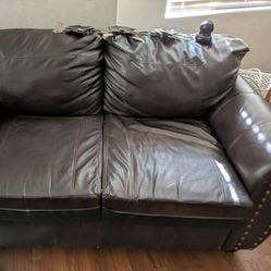 Free Couch And Loveseat 