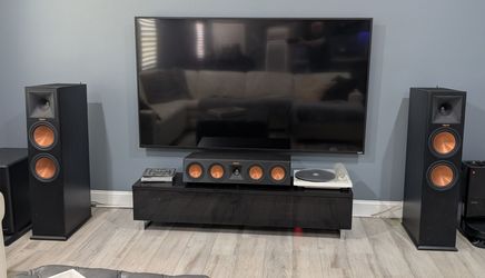 Yamaha Receiver and Klipsch 3-Speaker Bundle
