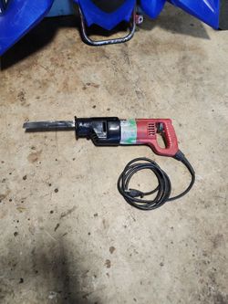 Corded Milwaukee Saw Zaw