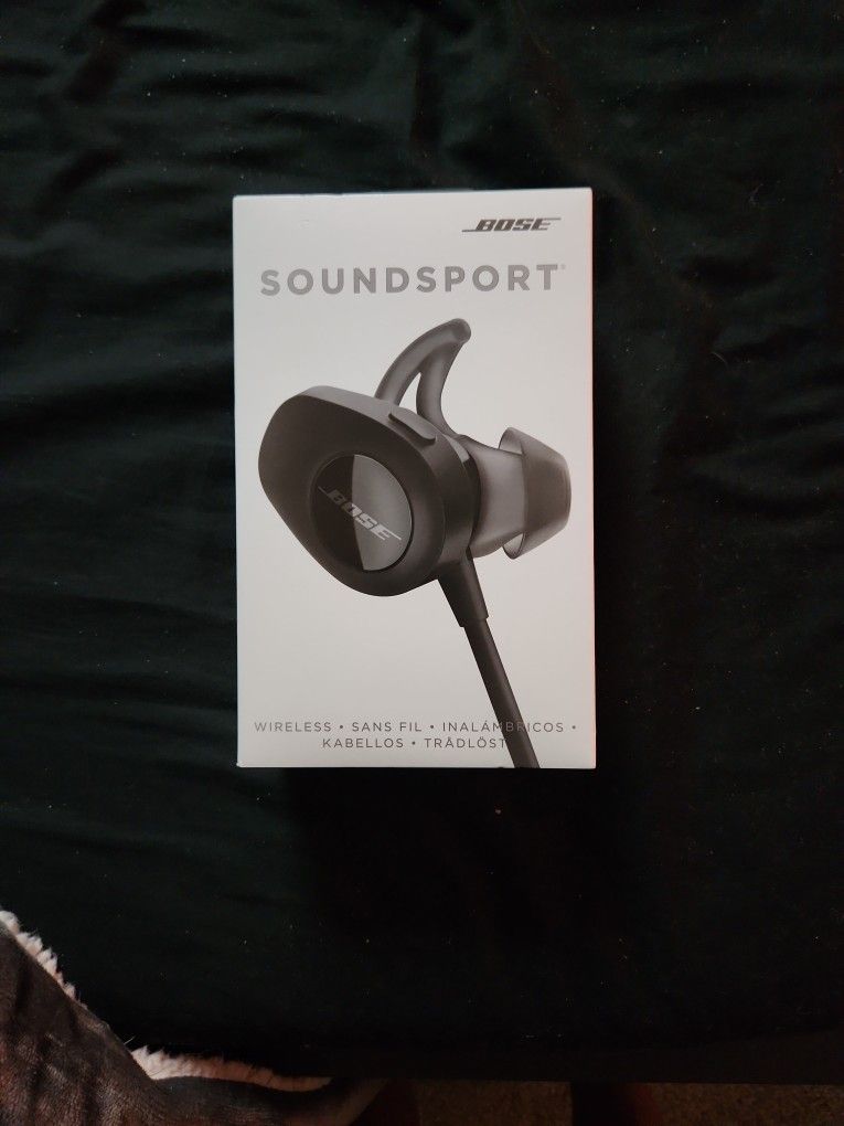 Brand New Bose Soundsport Headphones 