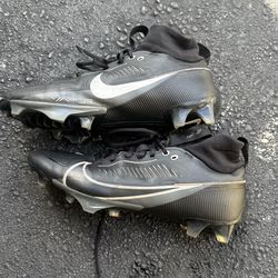 Size 10 M Nike Vapor Black Cleats