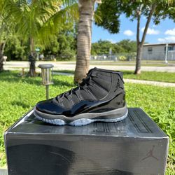 Air Jordan 11s “ Cap And Gown “