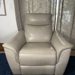 Recliner Rocking Chair From Rooms To Go Leather