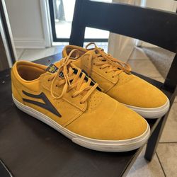 Lakai Gold Griffin Size 11.5