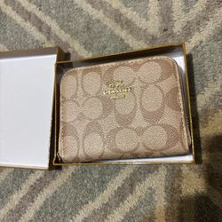 Coach wallet