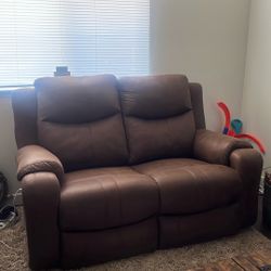 New  Reclining And Adjustable Head Couch /loveseat