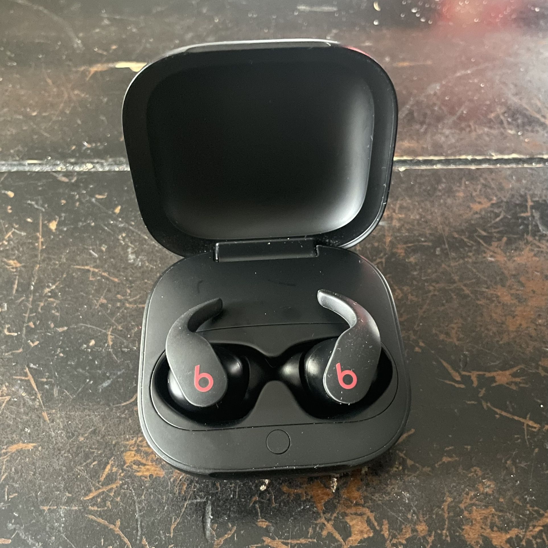 Beats Fit Pro True WL Earbuds Black/Red