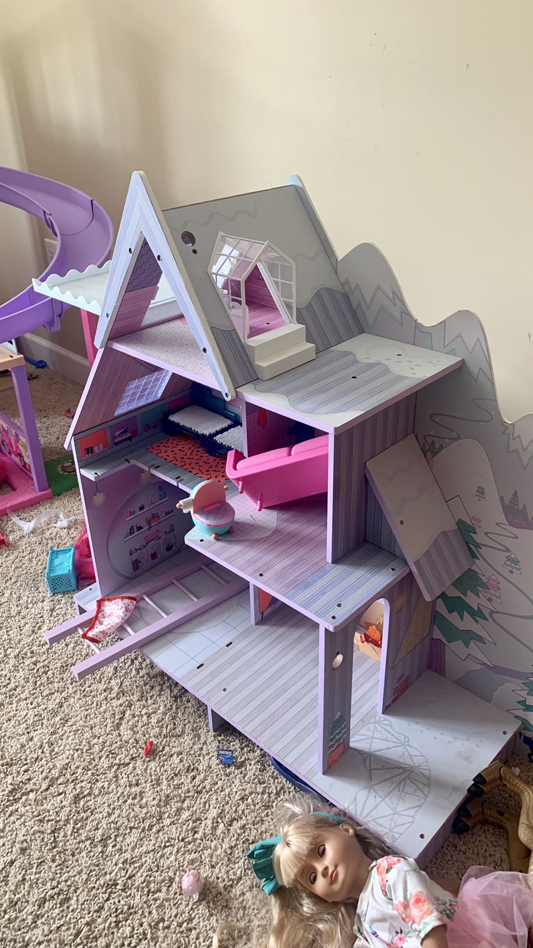 LOL Doll House