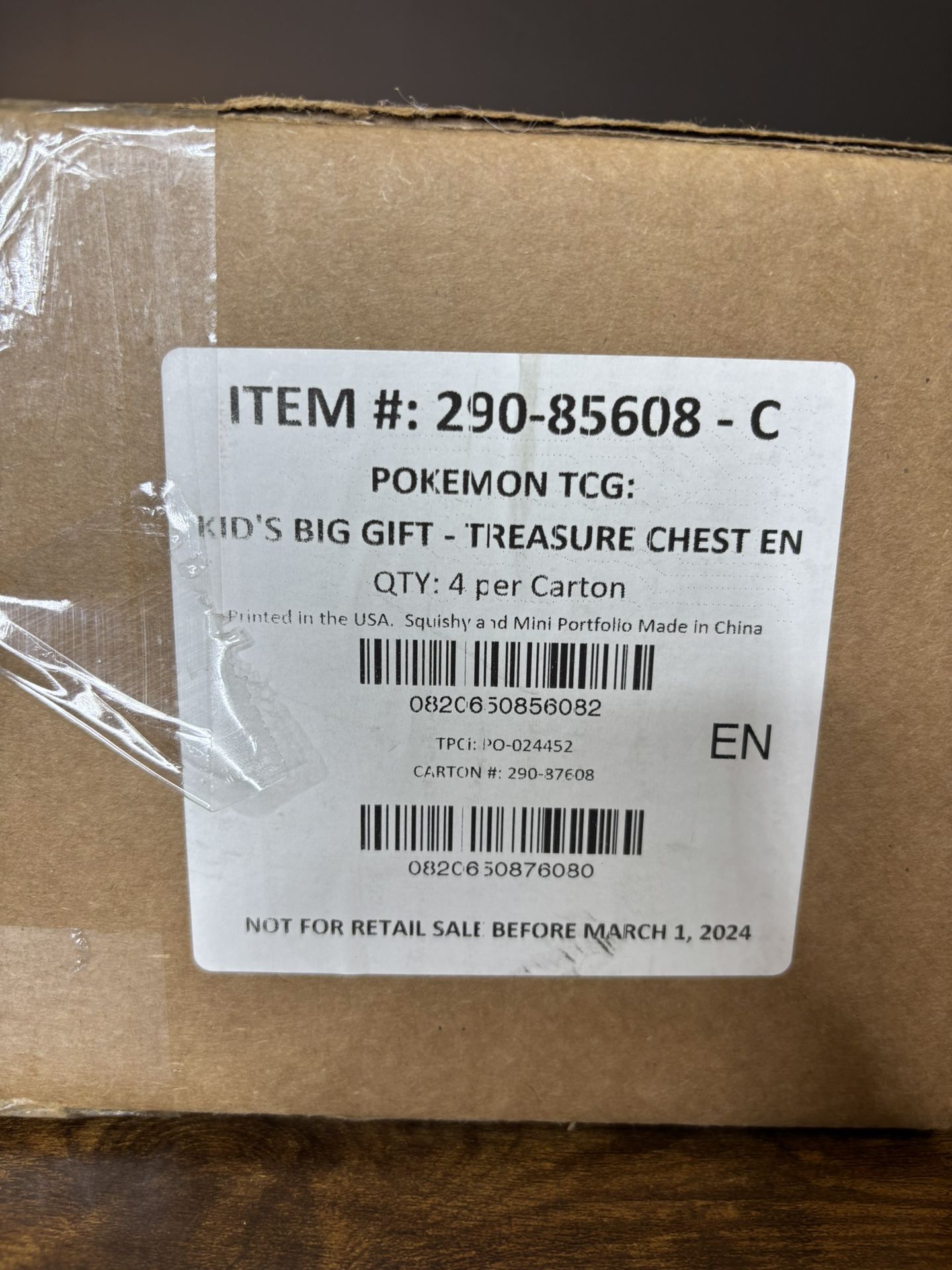 Pokémon Paldea Adventure Treasure Chest – SEALED CASE (4 Chests) – 2024 RARE