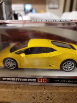 Premiere DC 1:24 Lamborghini Diecast Model Car
