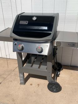 Weber Spirit II E-210 propane Barbecue Grilling 2-Burner Gas Grill BBQ Black Silver Red