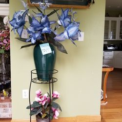 Beautiful/Elegant Ceramic Vases Dark Emerald Green 