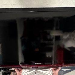 Samsung 45” Flat Screen TV