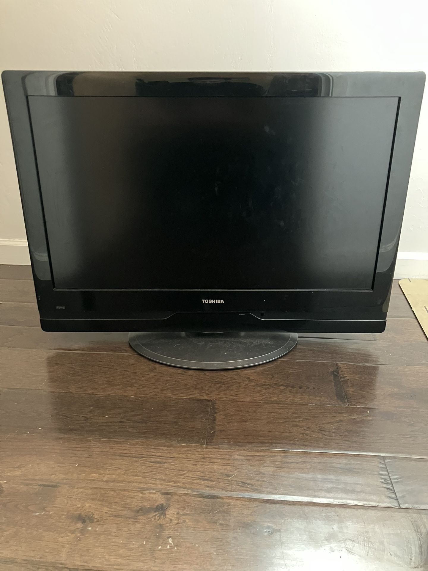 Toshiba 32 Inch TV