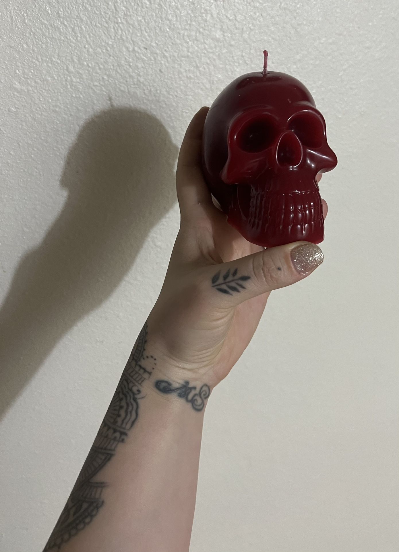 candle skull