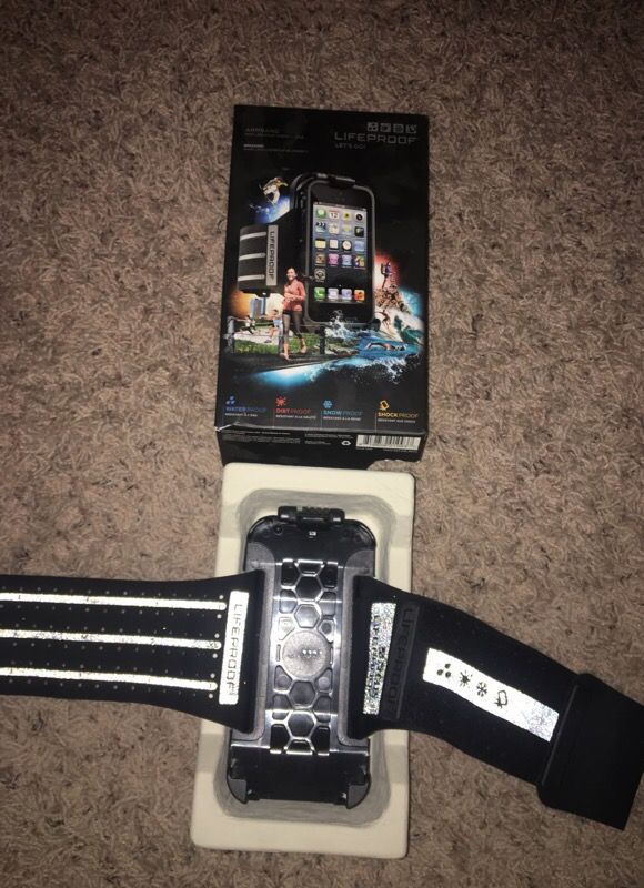 New LIFEPROOF Arm band