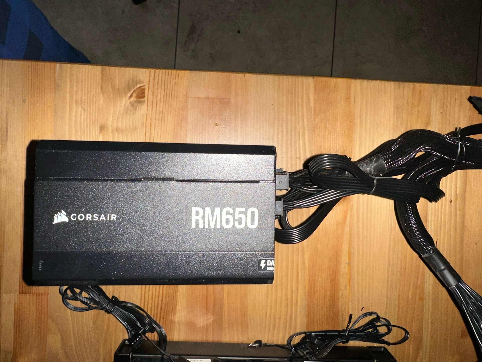 PSU (Power Supply Unit)