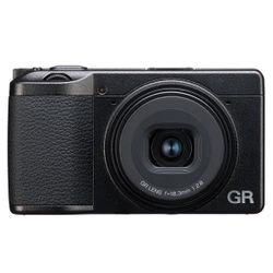 Ricoh GR III HDF Digital Camera