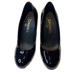 NEW Chanel Black Patent Pearl Heel Pumps Sz 37.5 | Classic CC Logo | Made in Italy