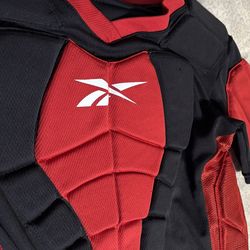 Reebok   Padded Protective Shirt -M