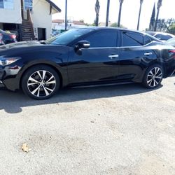 2018 / Nissan Maxima 3.5 SV