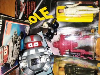 Vintage all original 1970 mego BLACK HOLE action figure collection magnetic Vincent maxamillian