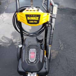 Pressure Washer with Honda Engine Easy Start  High Performance  -  GCV  200  -  (  Brand New  )