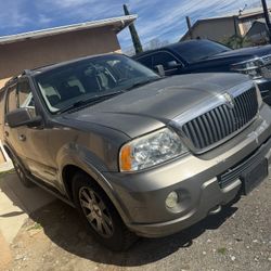 2003 Lincoln Navigator