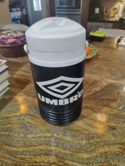 Umbro water container