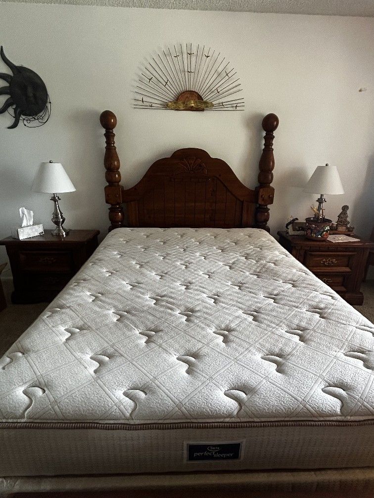 Queen Bed And Mattress With 2 End Tables