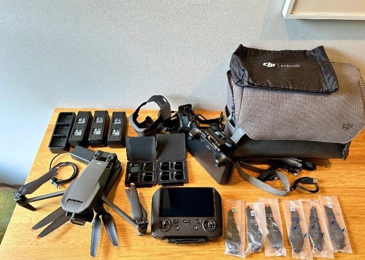 DJI Mavic 3 Pro Cine Premium Combo Camera Drone -- EXCELLENT CONDITION