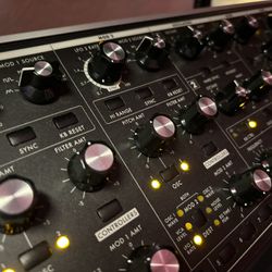 Moog subsequent 37 Synth