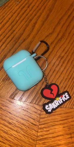 AirPods charging case